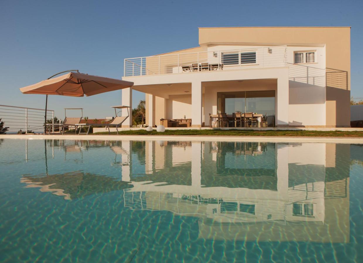 Villa Lombardo Luxury Balestrate ภายนอก รูปภาพ