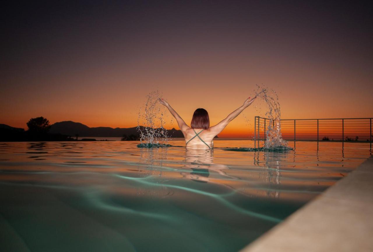 Villa Lombardo Luxury Balestrate ภายนอก รูปภาพ
